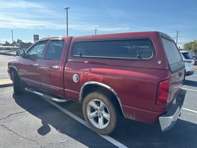 2007 Dodge Ram SLT photo 2