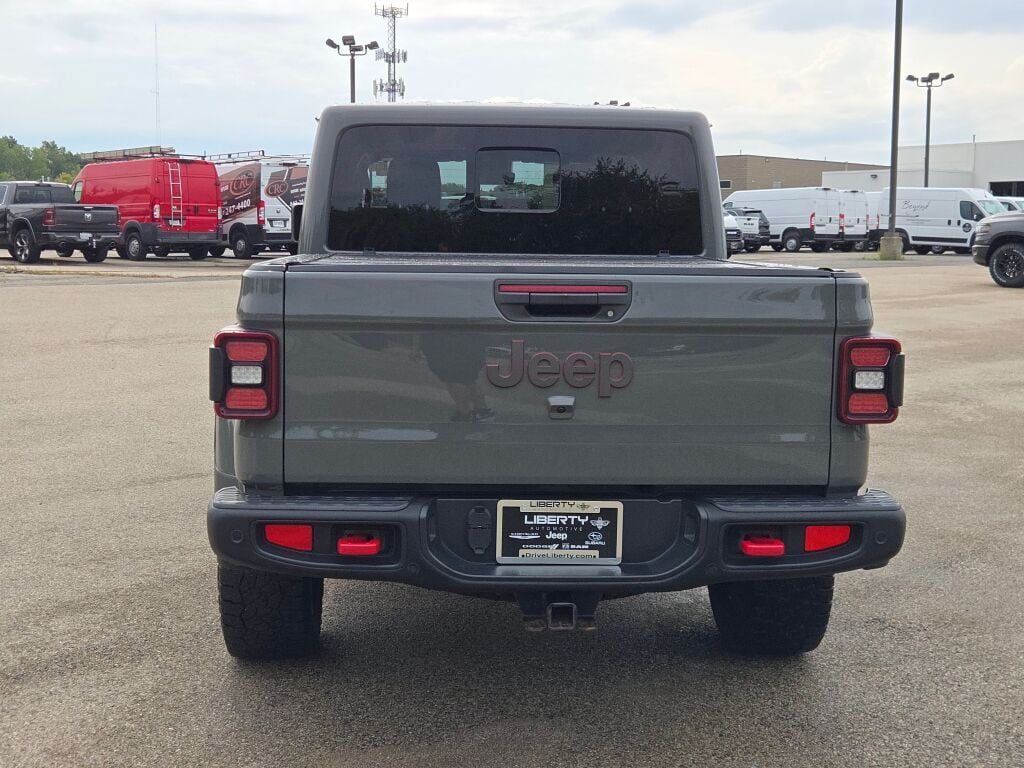 2020 Jeep Gladiator Rubicon photo 12