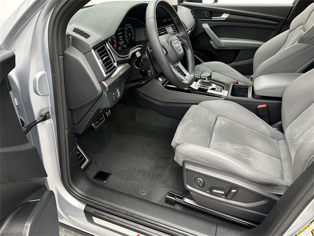 2022 Audi SQ5 Premium Plus photo 3