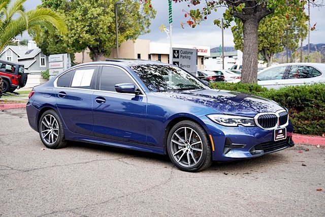 Used 2022 Blue BMW 330i image 5