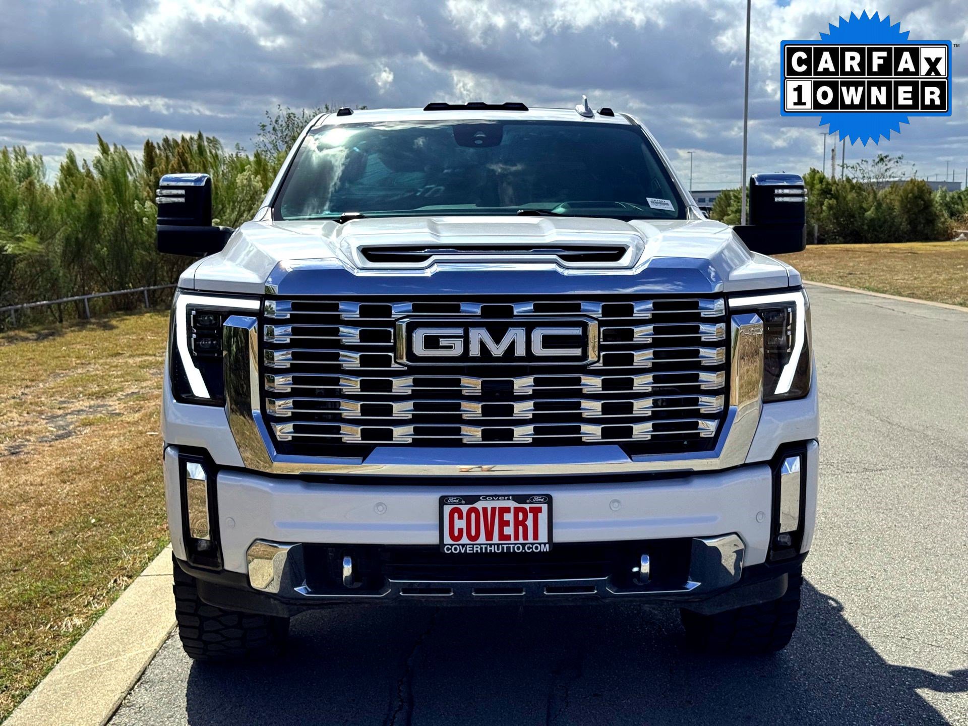 2024 Gmc Sierra 2500 HD Denali photo 4