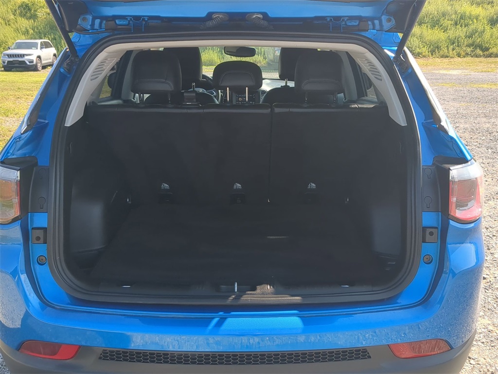 2019 Jeep Compass Latitude photo 9