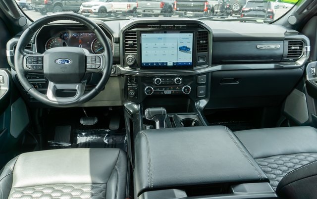 2021 Ford F-150 XLT photo 25
