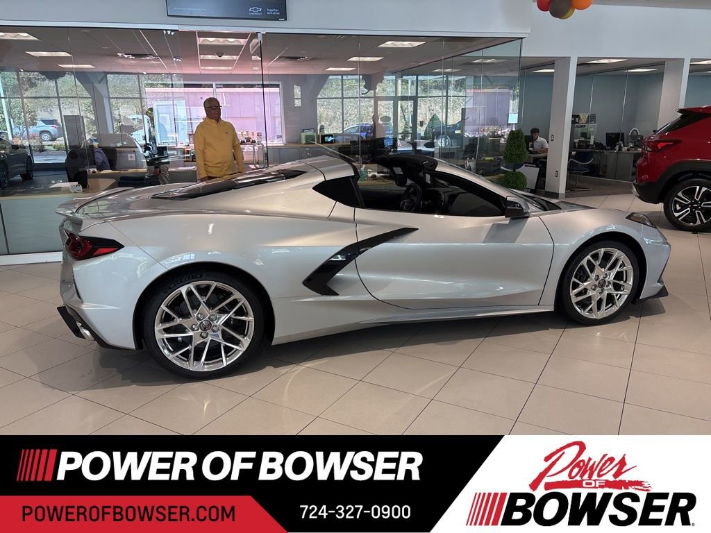 2026 Chevrolet Corvette Stingray 1LT photo 2