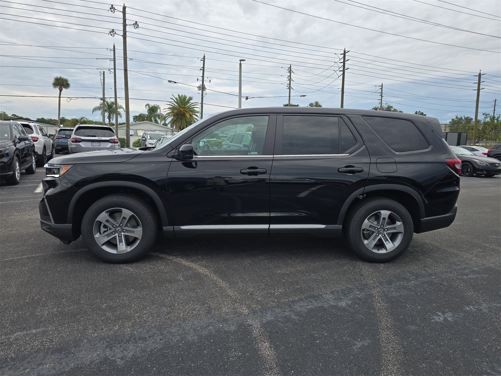 2025 Honda Pilot EX-L photo 4