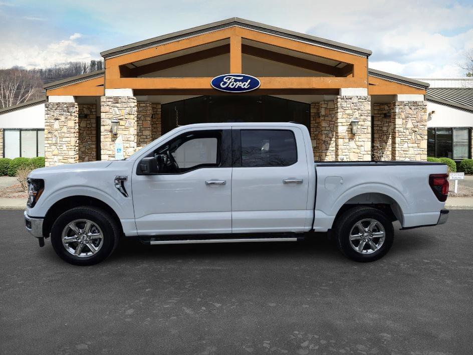 2025 Ford F-150 XLT photo 3