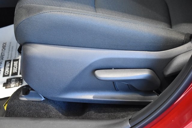 2025 Toyota RAV4 LE photo 16