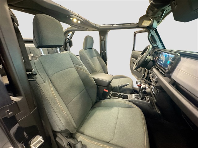 2025 Jeep Wrangler Sport photo 22