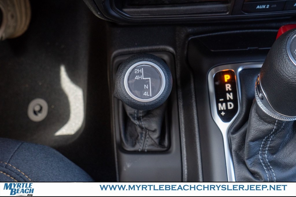 2025 Jeep Gladiator Sport photo 23