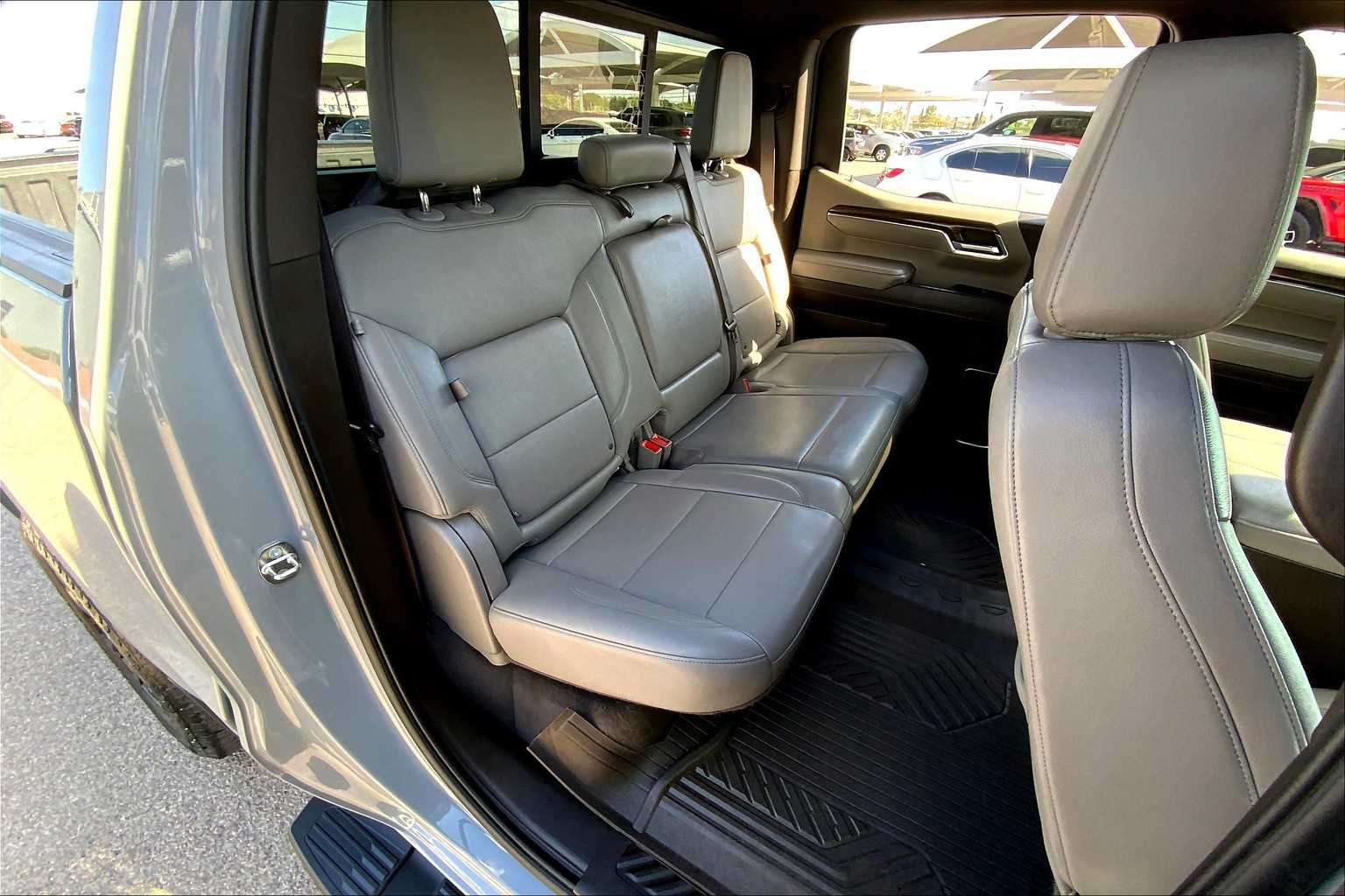 2024 Chevrolet Silverado 1500 LT Trail Boss photo 17