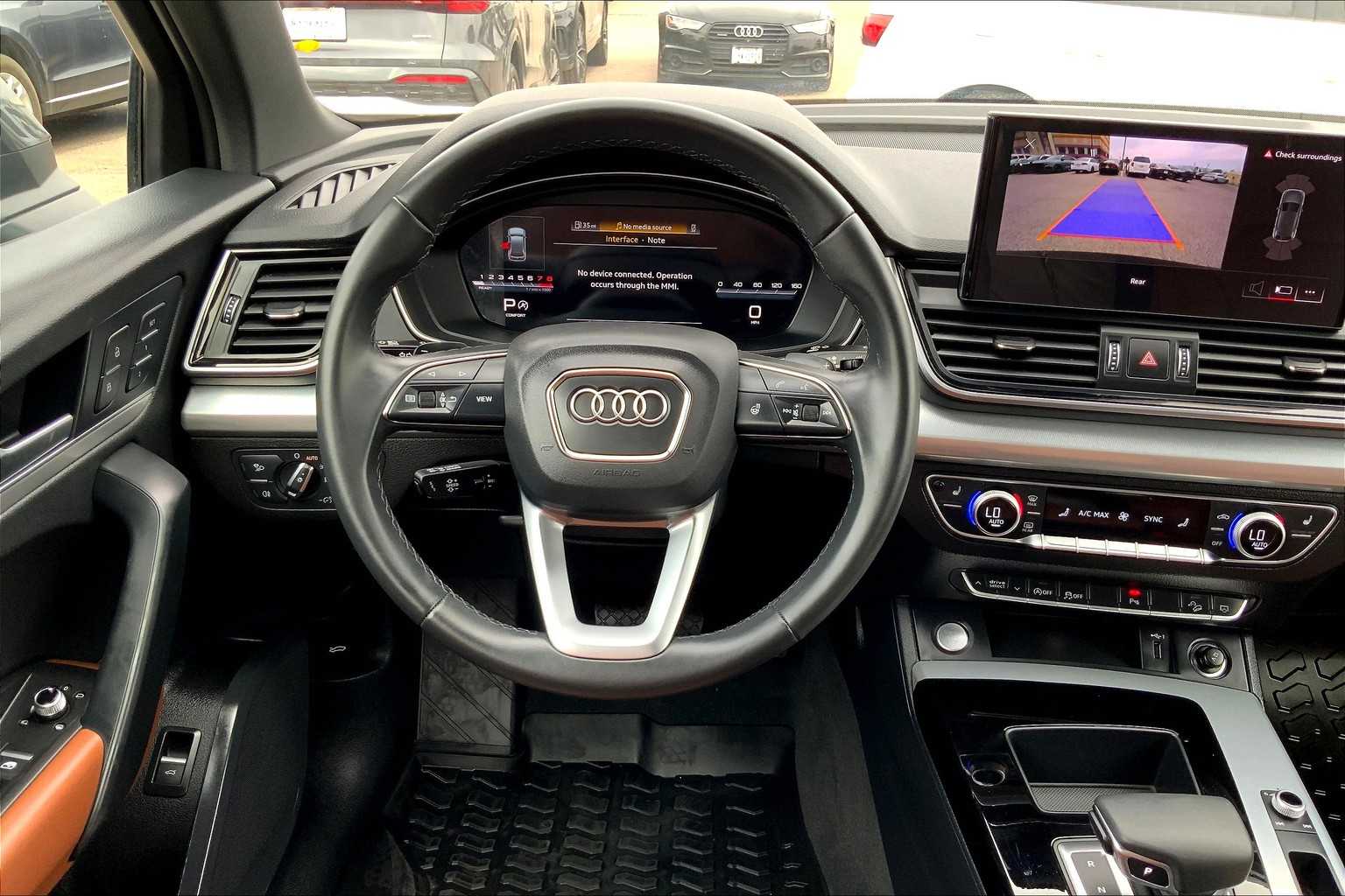 2025 Audi Q5 S line Premium 45 TFSI photo 4