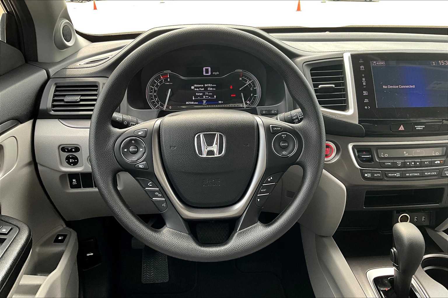 2017 Honda Pilot EX photo 5