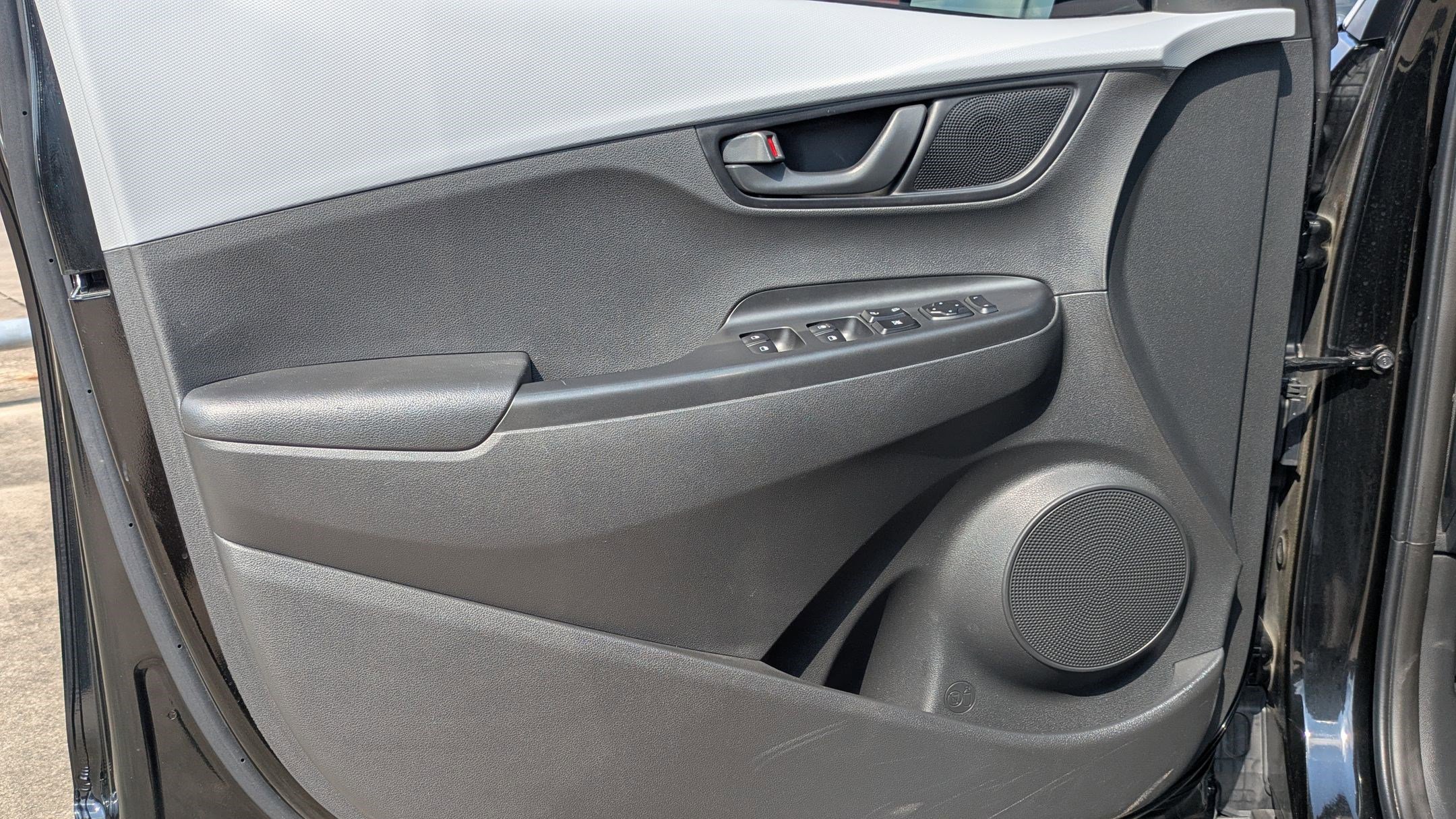 2020 Hyundai Kona SE photo 12