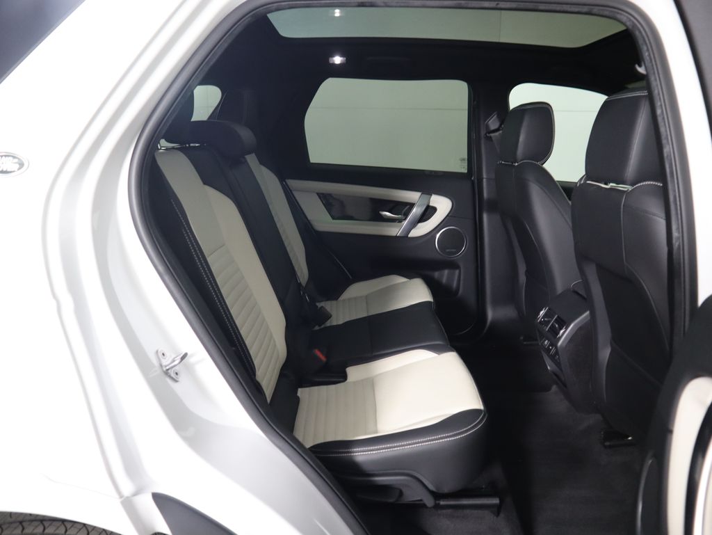 2023 Land Rover Discovery Sport SE R-Dynamic photo 22