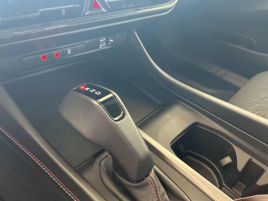 2025 Dodge Charger R/T photo 8