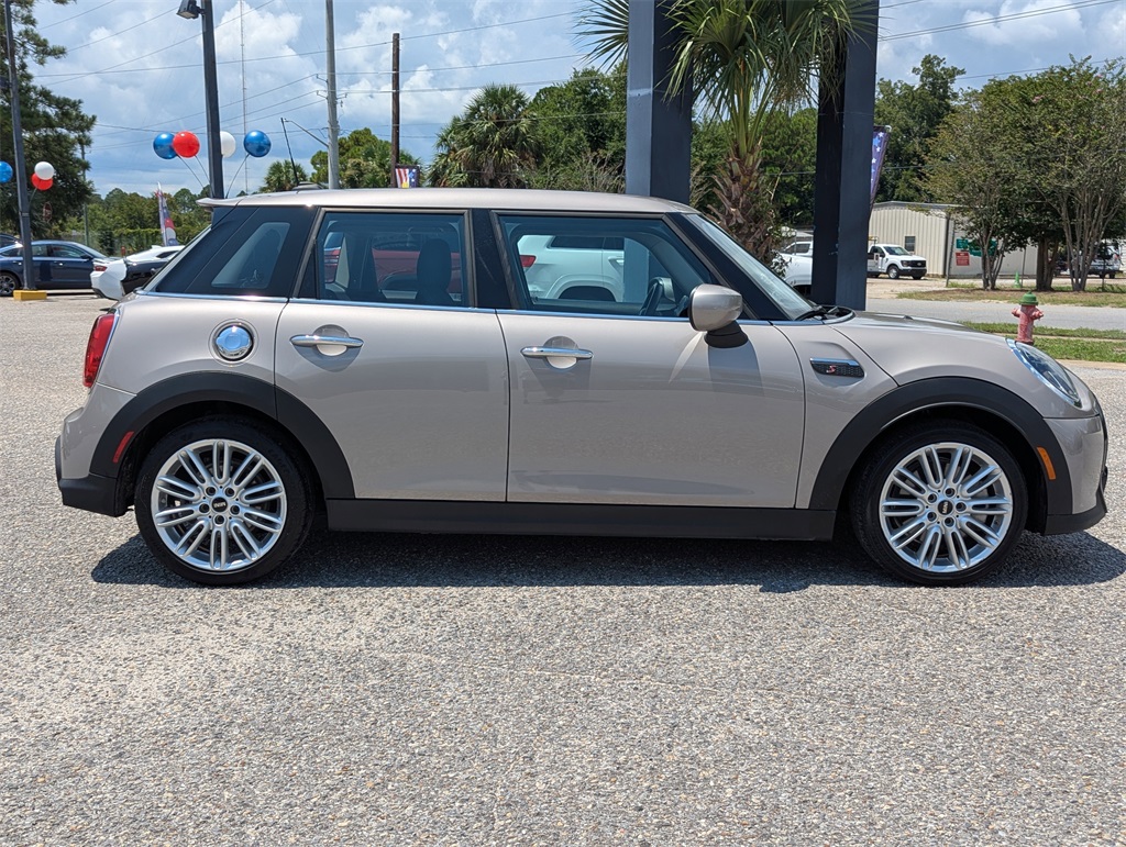 2024 Mini Cooper Hardtop Signature photo 5