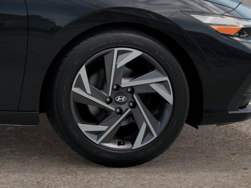 New 2025 Abyss Black Hyundai SEL Sport image 8