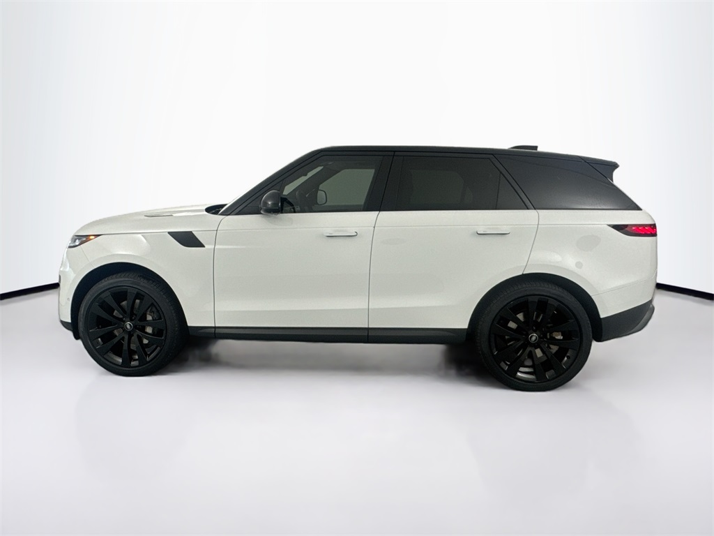 2023 Land Rover Range Rover Sport SE photo 4