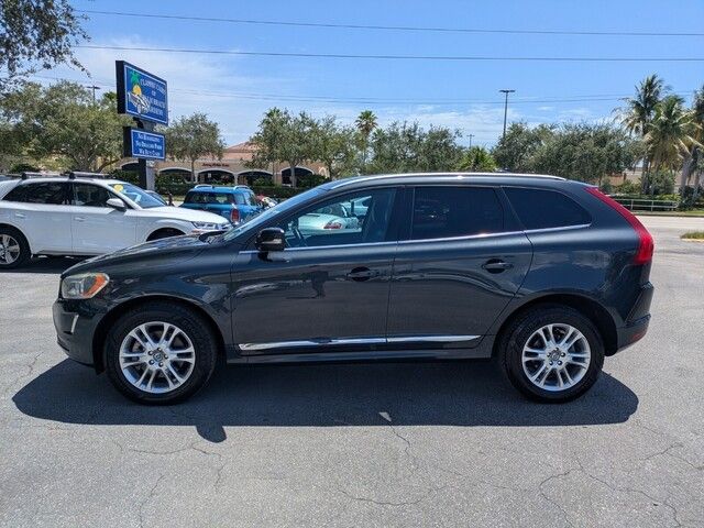 2015 Volvo XC60 T5 Drive-E Premier photo 3