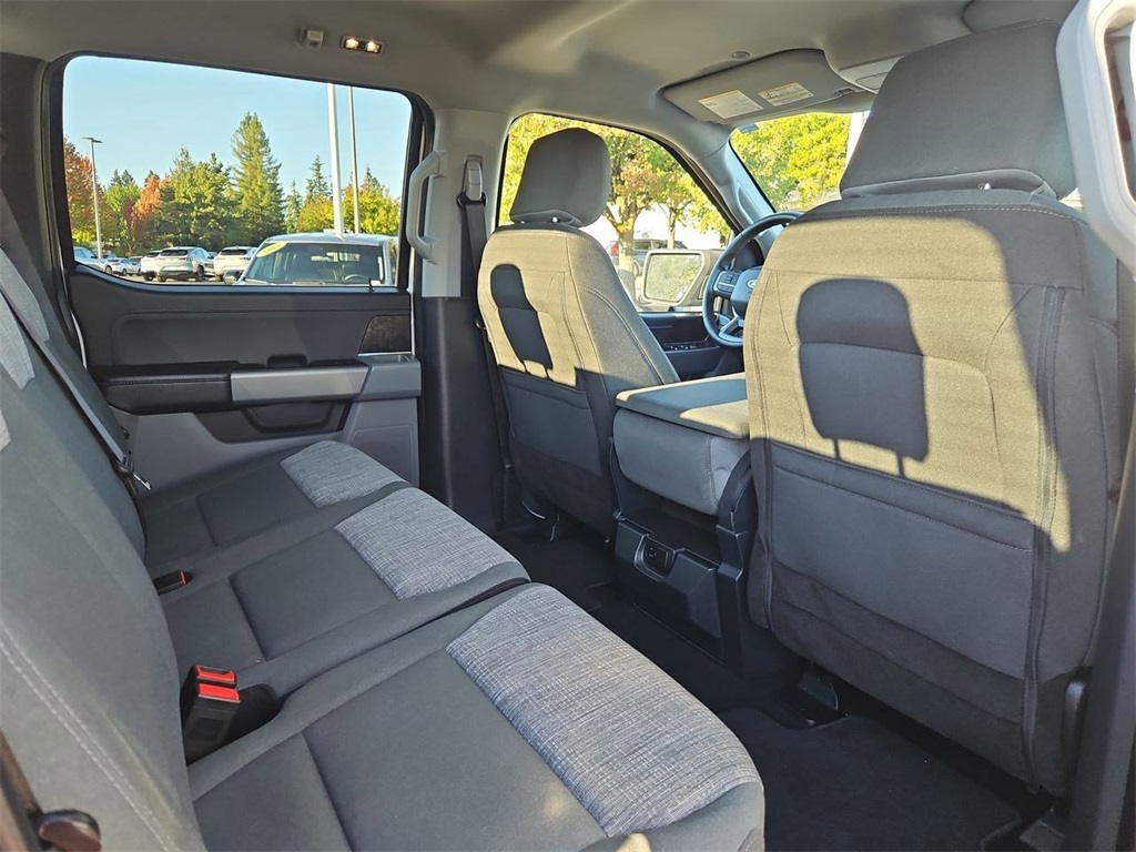 2023 Ford F-150 XLT photo 29