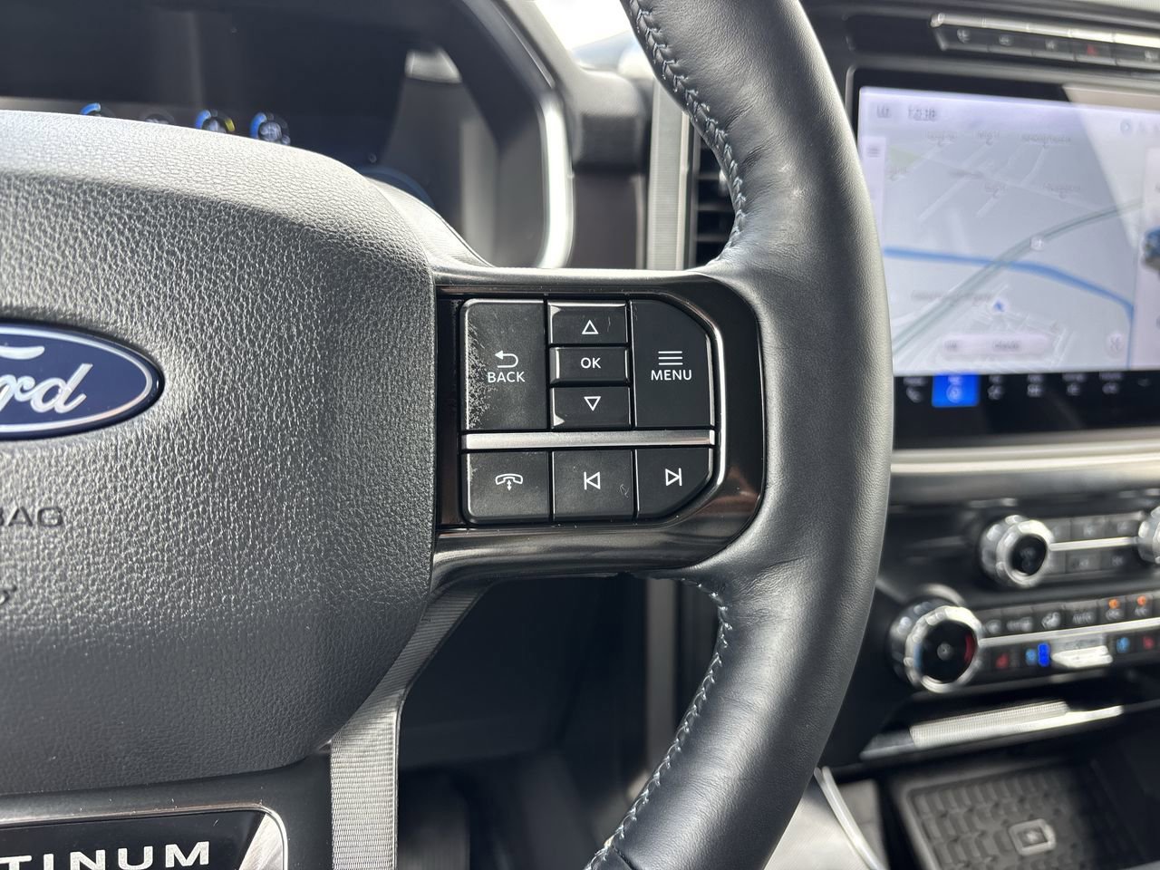 2024 Ford F-150 Platinum photo 27