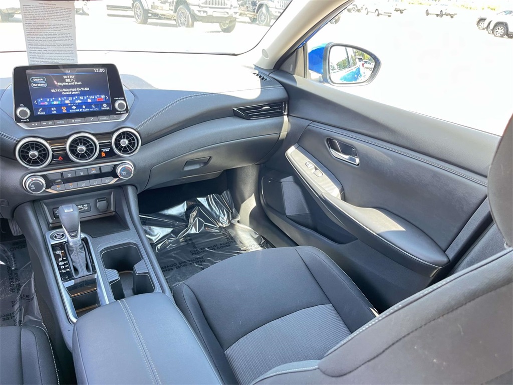 2025 Nissan Sentra SV photo 27