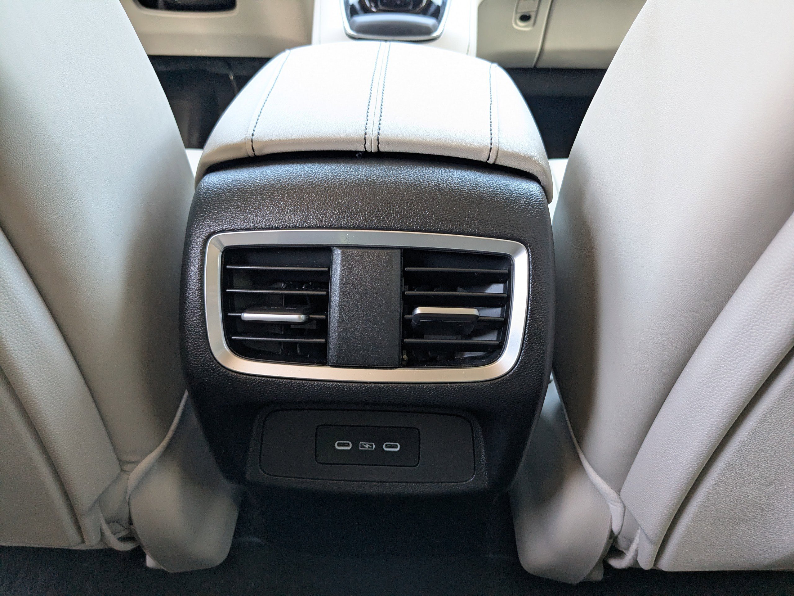 2025 Acura RDX Technology photo 16