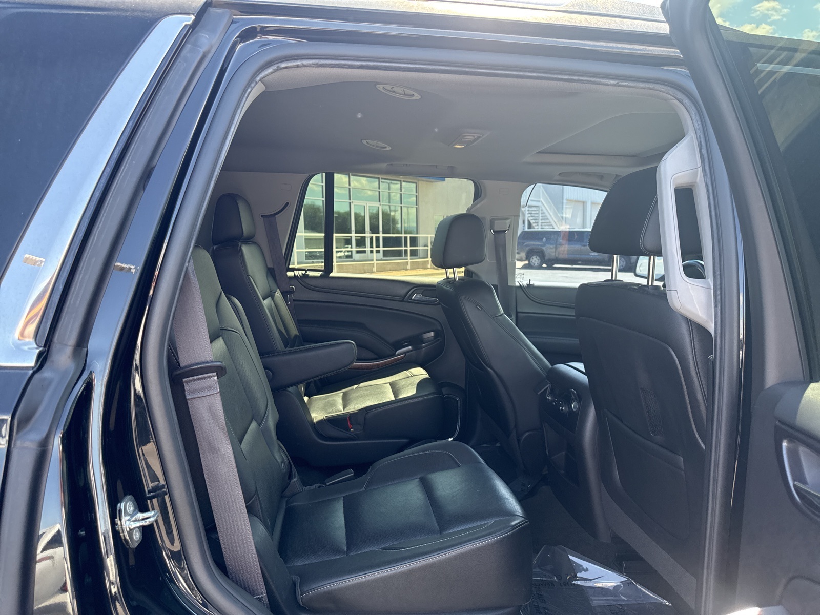 2016 Chevrolet Tahoe LTZ photo 38