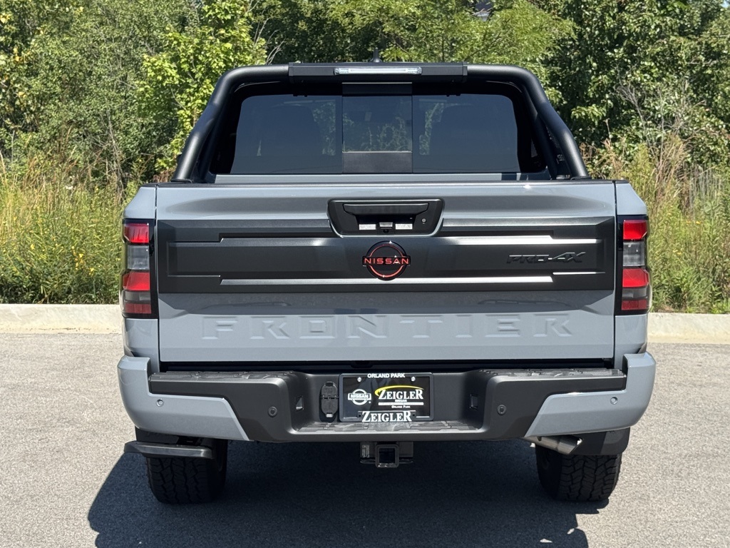 2025 Nissan Frontier PRO-4X photo 5