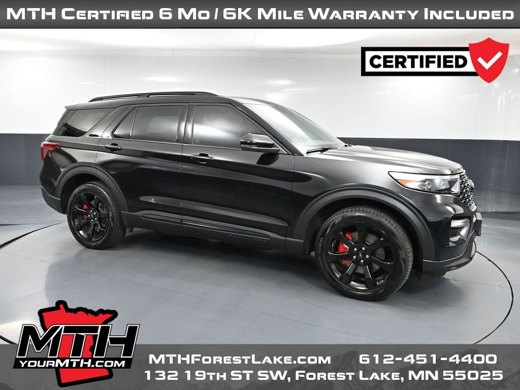 2024 Ford Explorer ST's photo