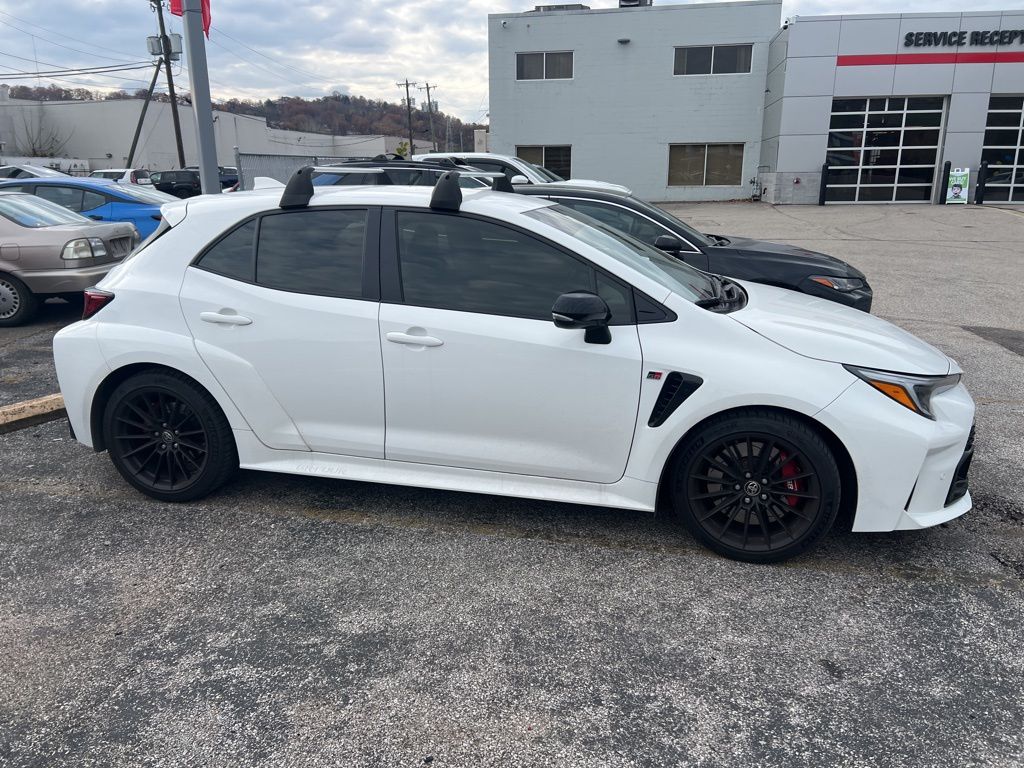 2024 Toyota Corolla GR Premium photo 4