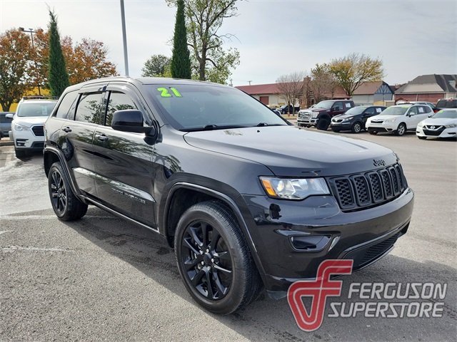 2021 Jeep Grand Cherokee Laredo X's photo