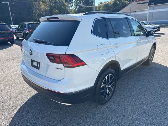 2021 Volkswagen Tiguan R-Line Black SEL photo 6