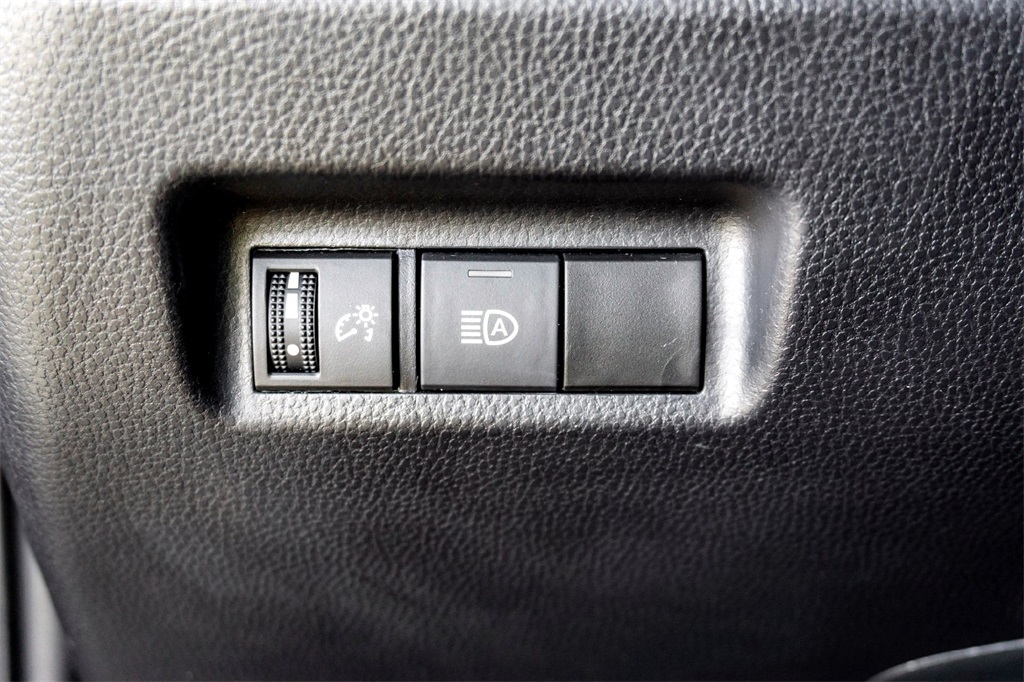 2024 Toyota RAV4 LE photo 16