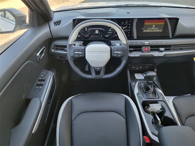 2025 Kia K4 GT-Line photo 23