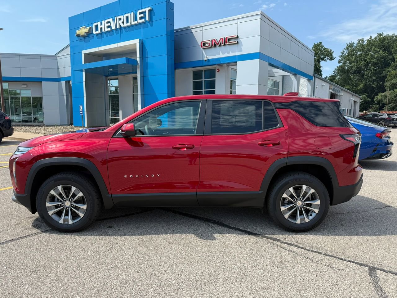 2026 Chevrolet Equinox LT photo 3