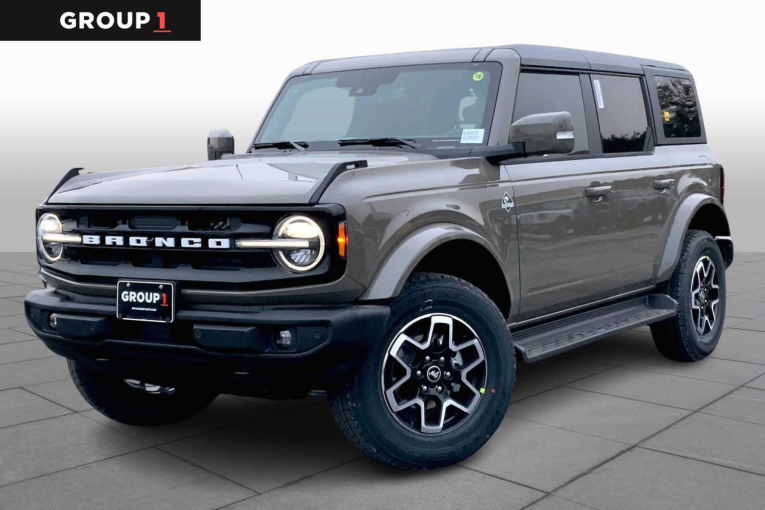 2025 Ford Bronco 4-Door Outer Banks's photo