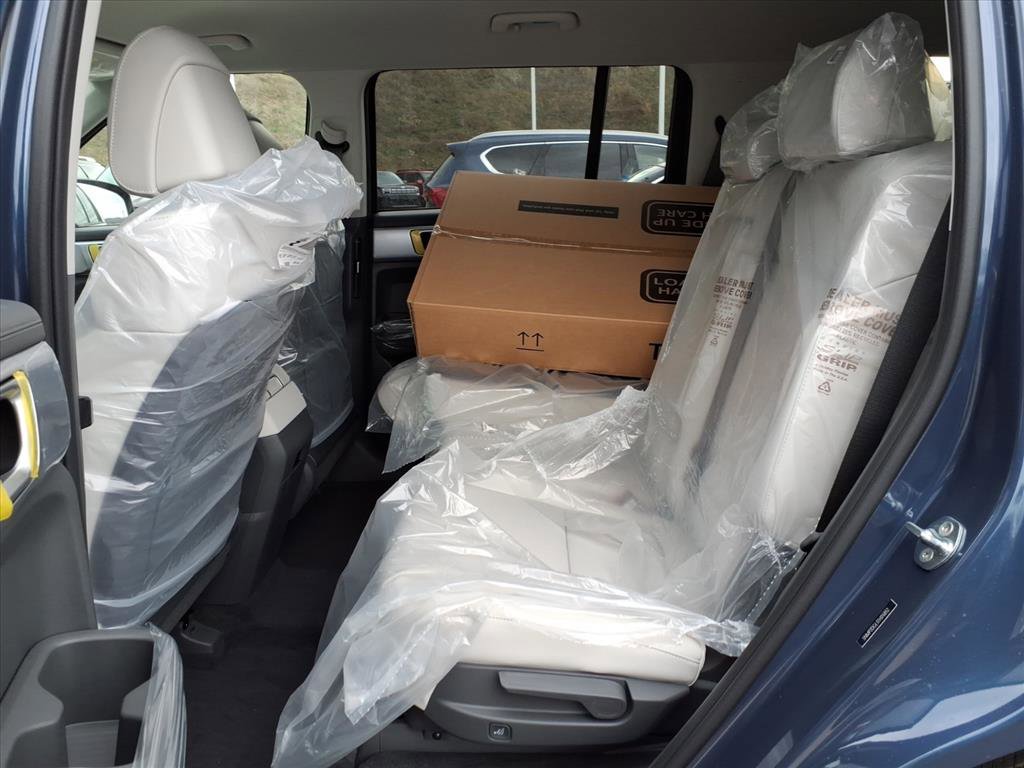 2026 Hyundai Santa Fe SEL photo 4