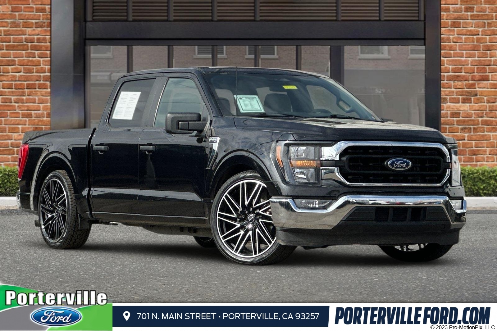 2023 Ford F-150 XLT's photo
