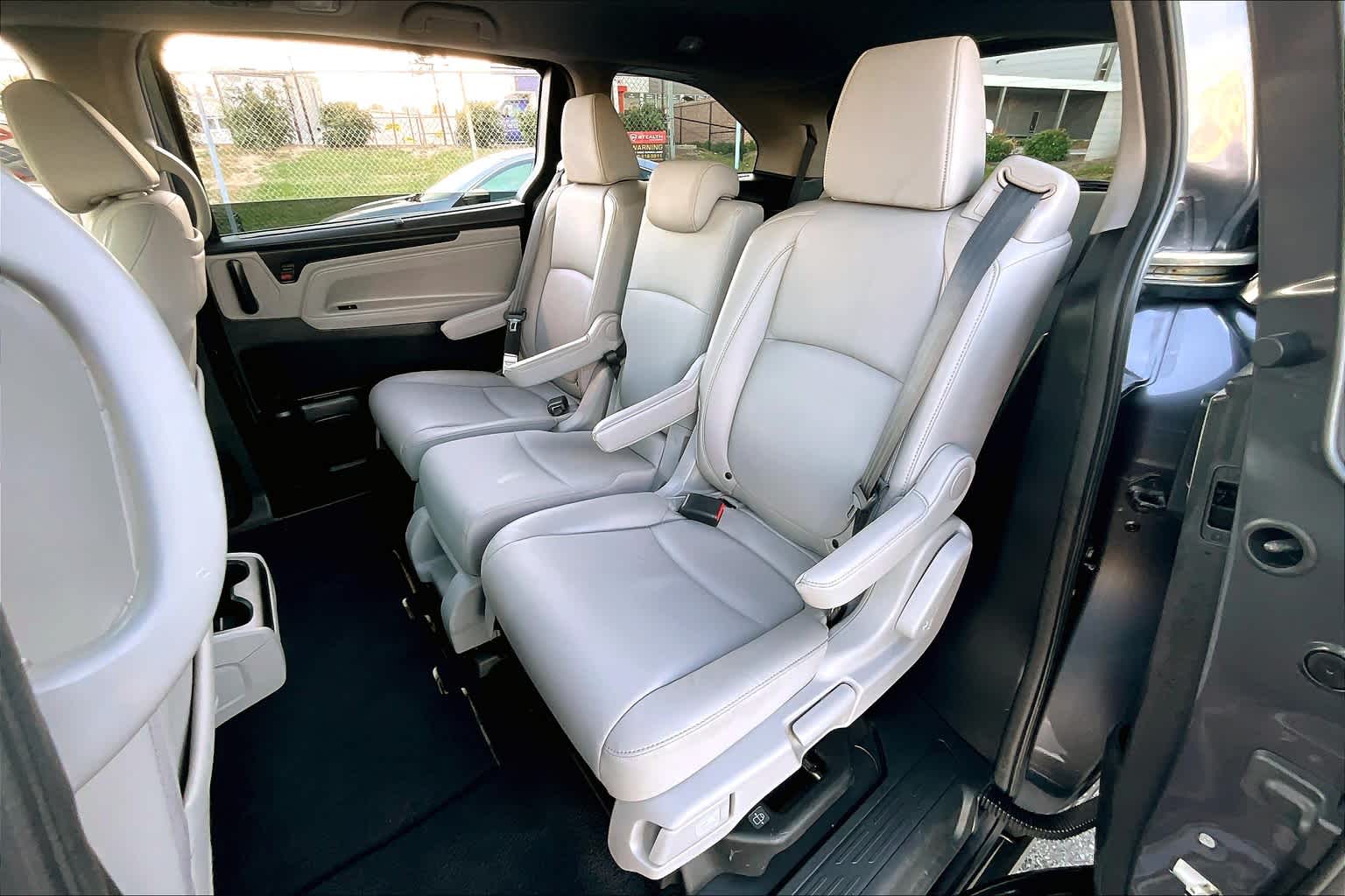 2019 Honda Odyssey Touring photo 18