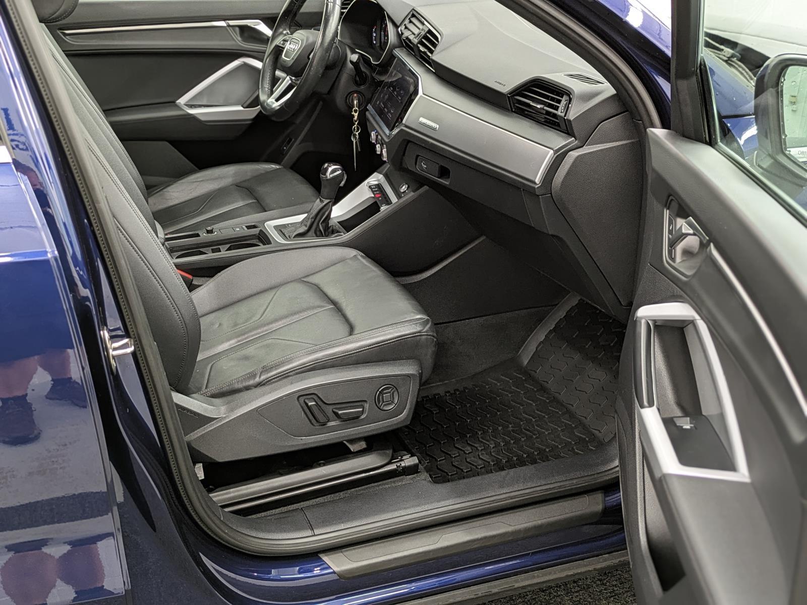 2022 Audi Q3 Premium photo 8
