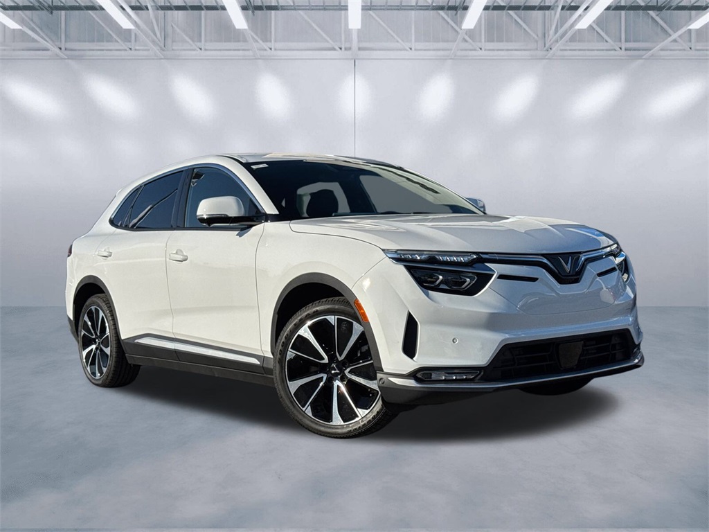 2025 VinFast VF 8 Plus's photo