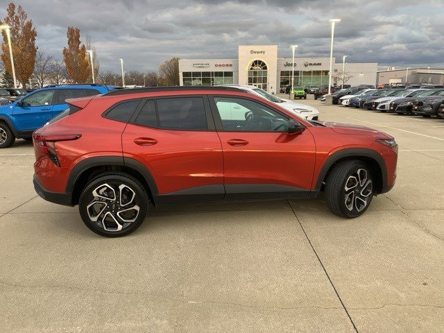 2024 Chevrolet Trax photo 4