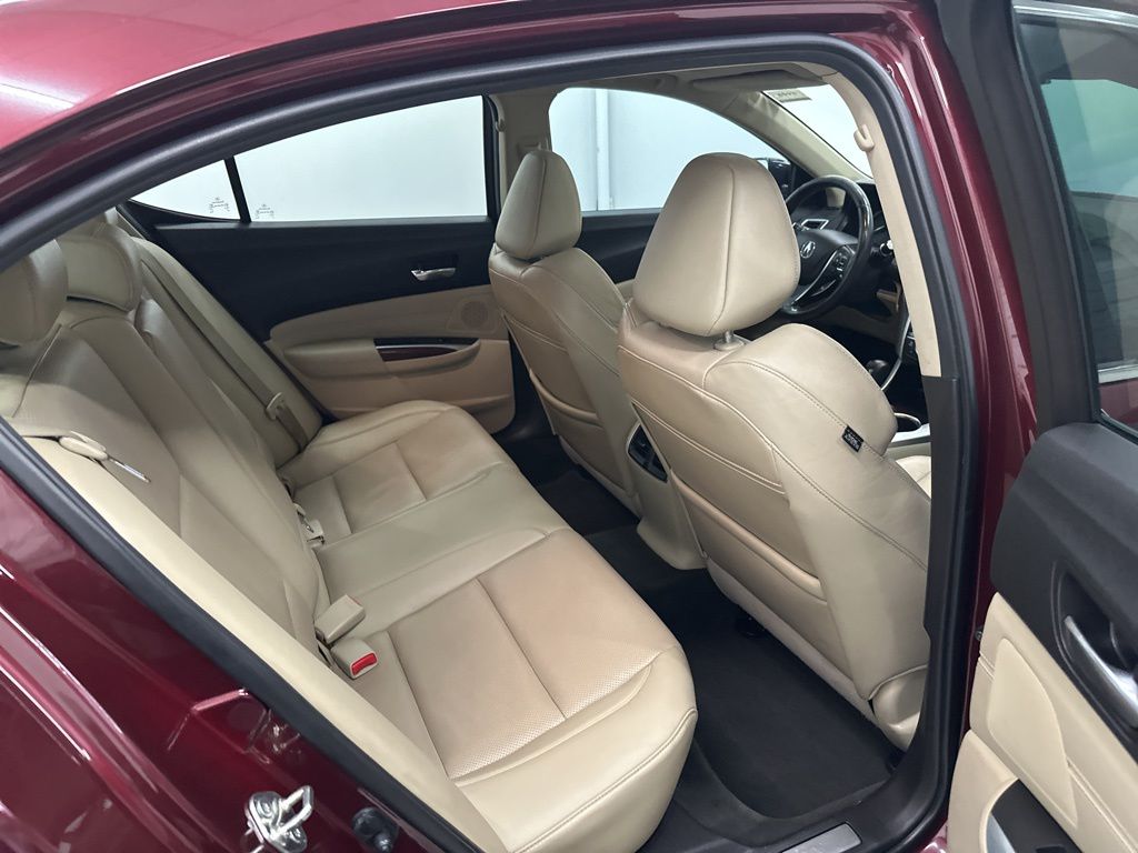2016 Acura TLX Technology photo 21