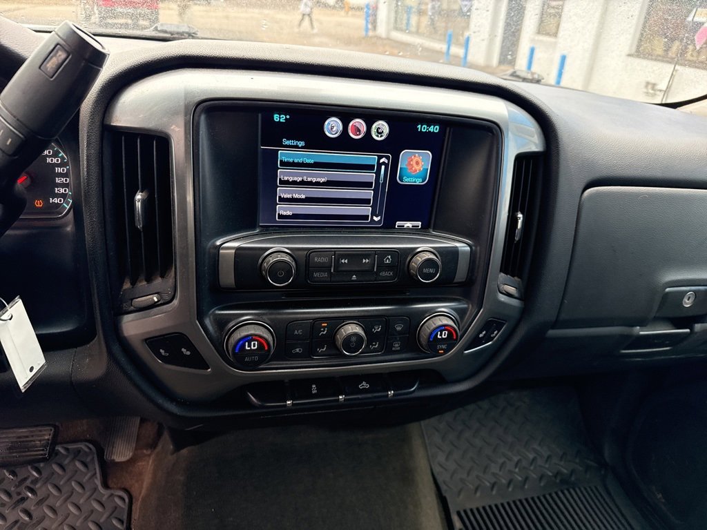 2015 Chevrolet Silverado 1500 LT photo 24
