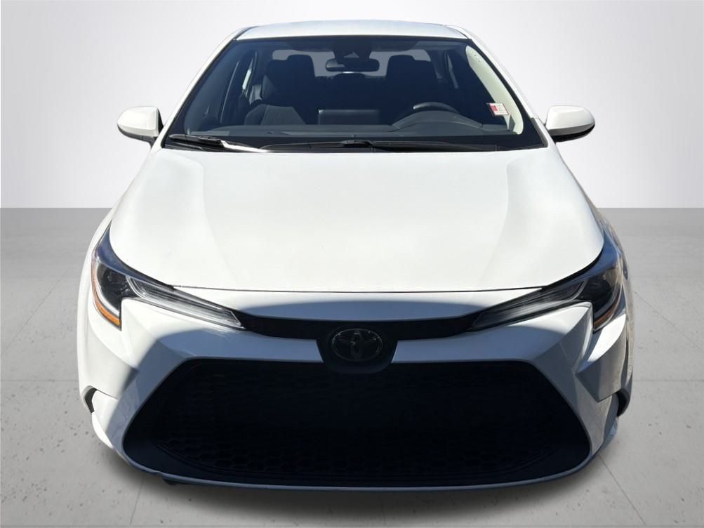 2022 Toyota Corolla LE photo 3