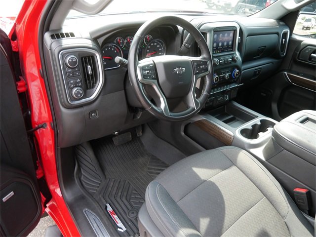 2020 Chevrolet Silverado 1500 RST photo 12