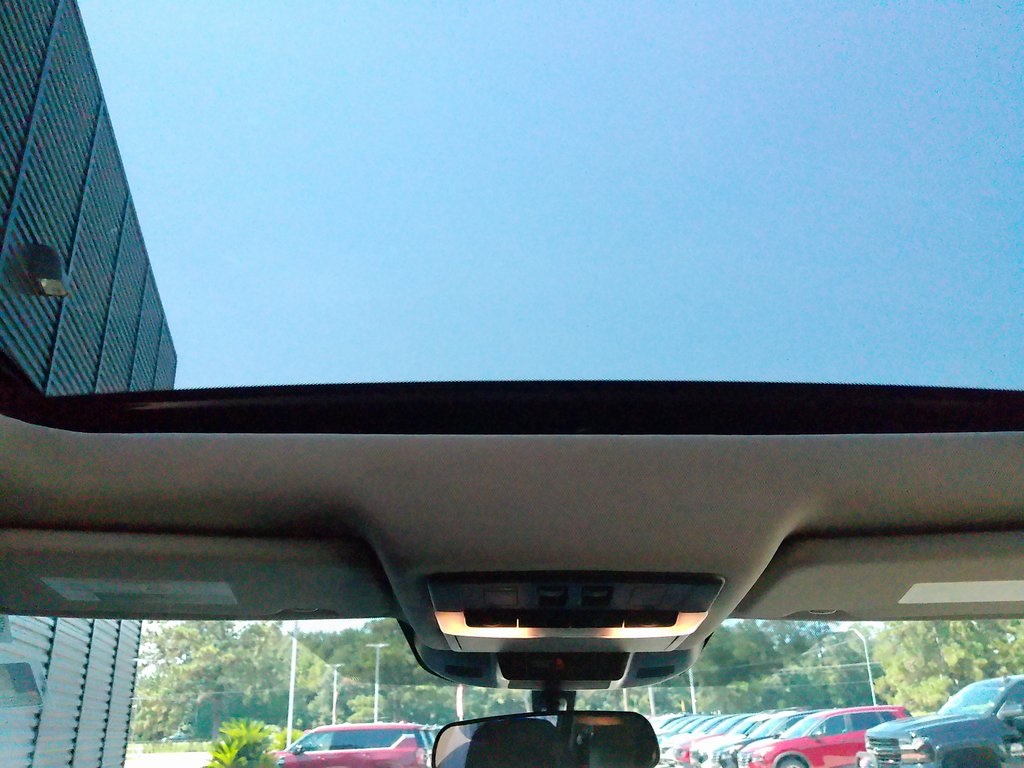 2021 Nissan Rogue SV photo 26