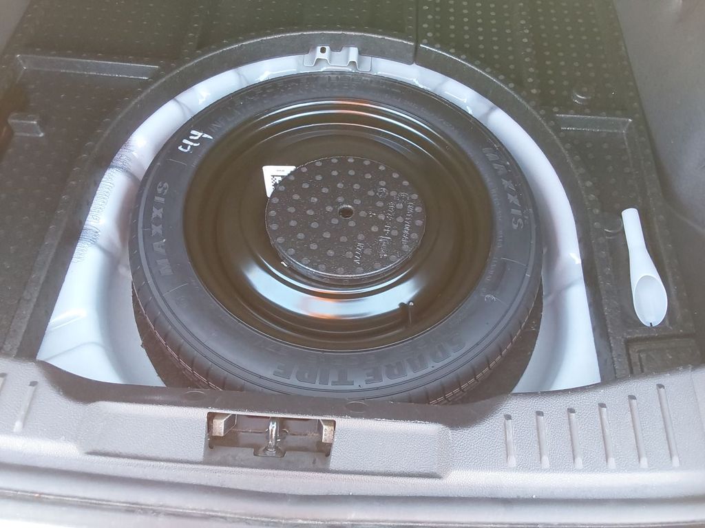 2018 Ford Focus SE photo 3