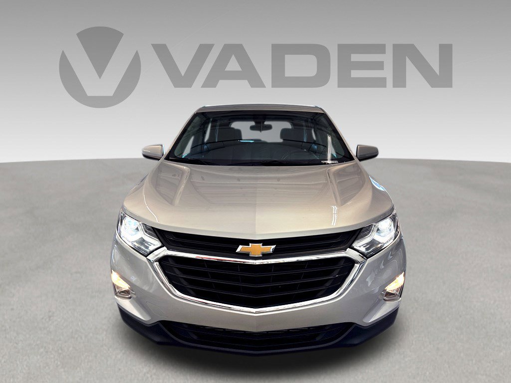 2021 Chevrolet Equinox LT photo 2